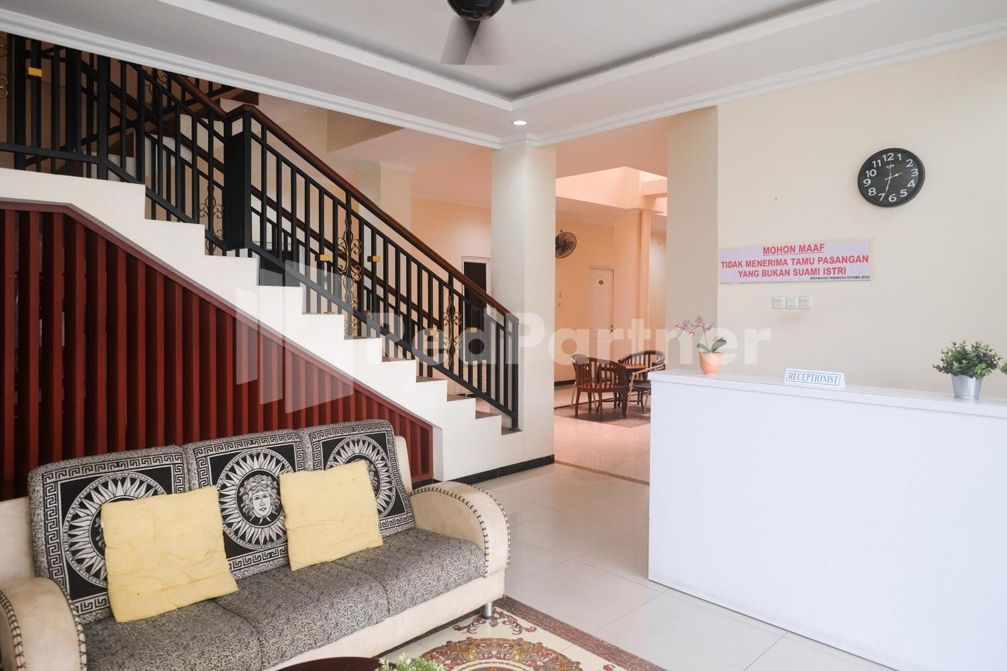 OYO 3930 Griya Loka Syariah Otel Semarang Dış mekan fotoğraf