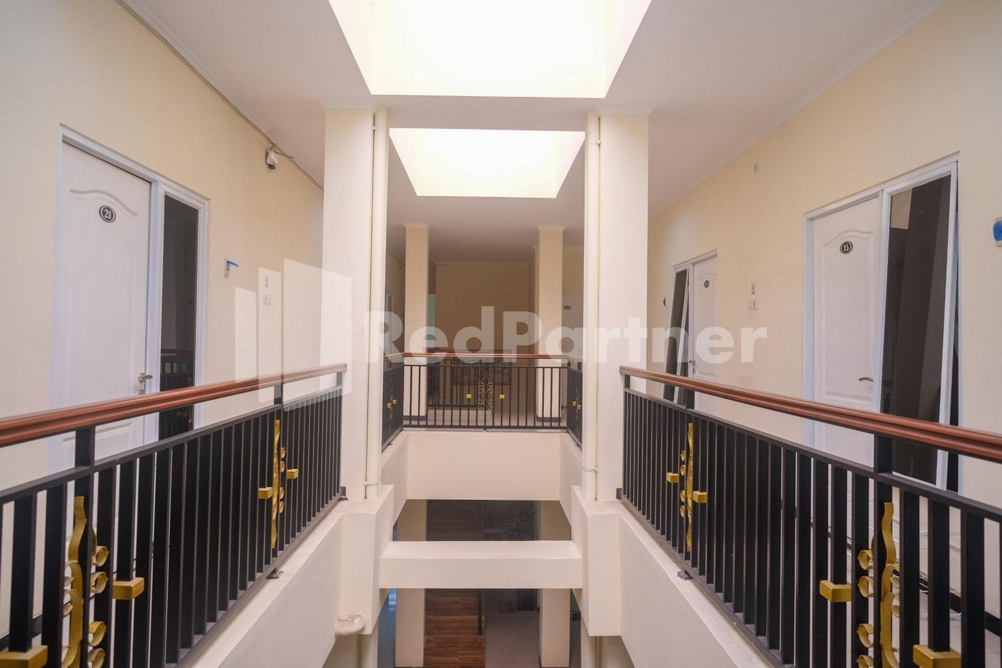 OYO 3930 Griya Loka Syariah Otel Semarang Dış mekan fotoğraf