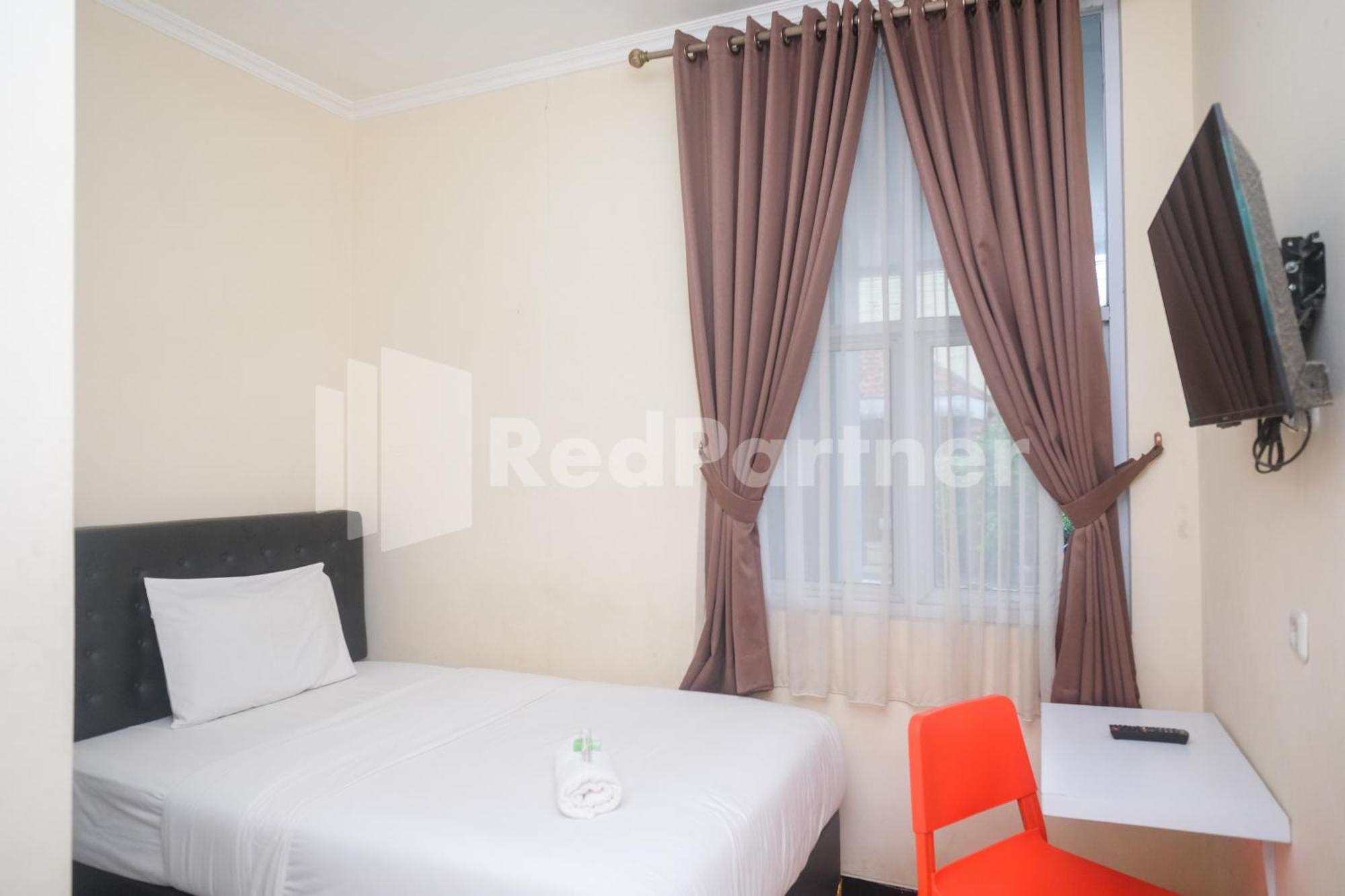 OYO 3930 Griya Loka Syariah Otel Semarang Dış mekan fotoğraf