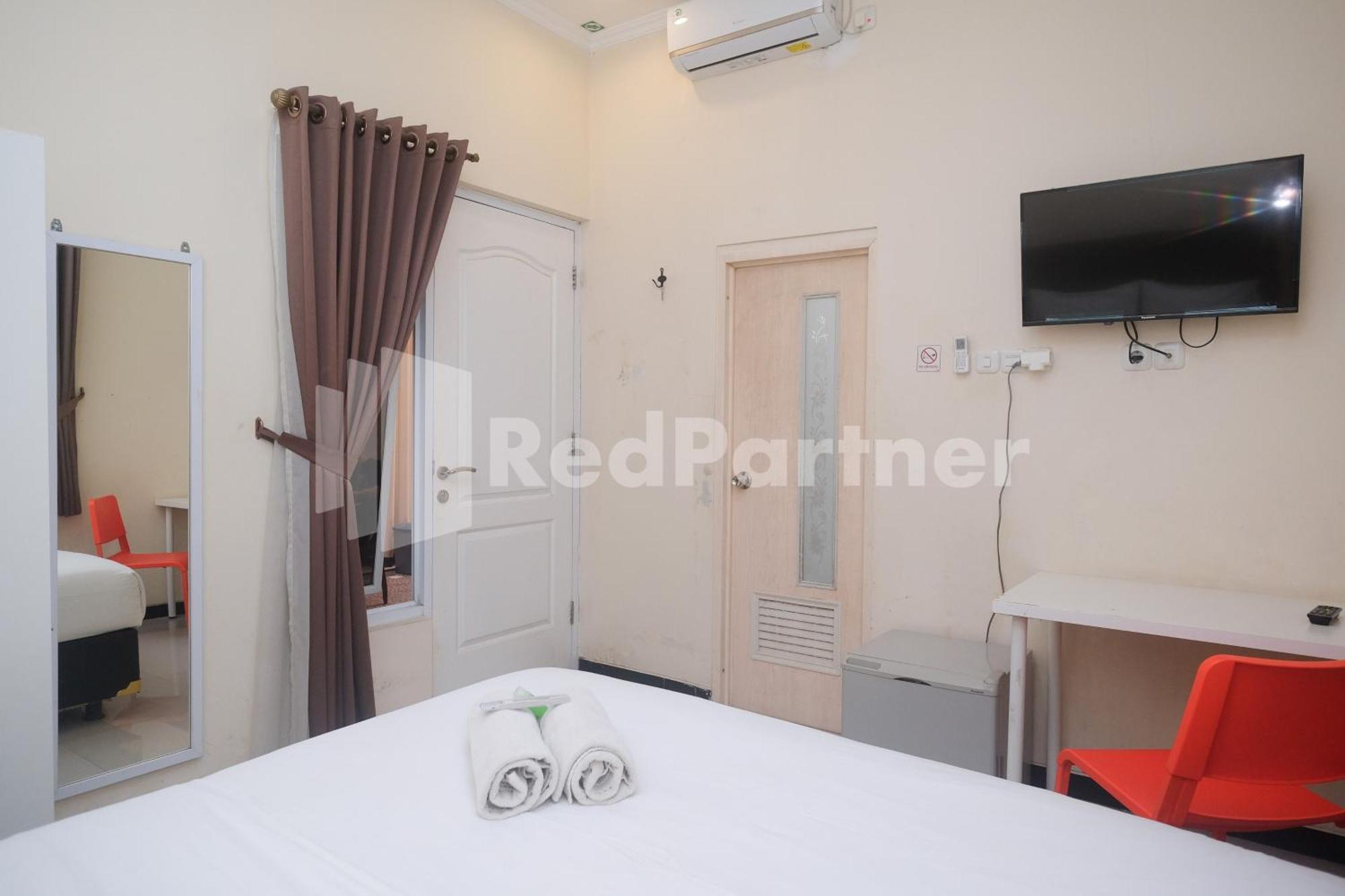 OYO 3930 Griya Loka Syariah Otel Semarang Dış mekan fotoğraf
