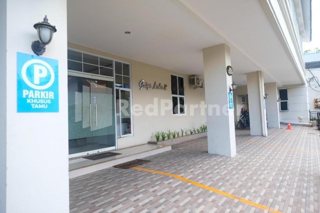 OYO 3930 Griya Loka Syariah Otel Semarang Dış mekan fotoğraf